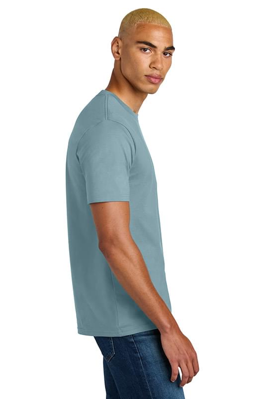 District &#174;  Perfect Weight &#174;  Icon Tee DT106