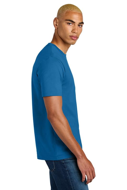 District &#174;  Perfect Weight &#174;  Icon Tee DT106