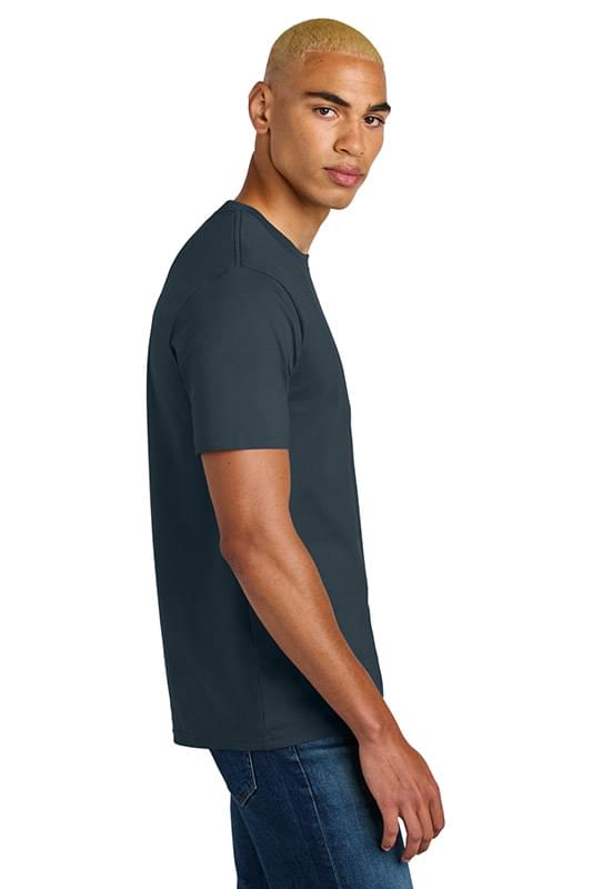 District &#174;  Perfect Weight &#174;  Icon Tee DT106