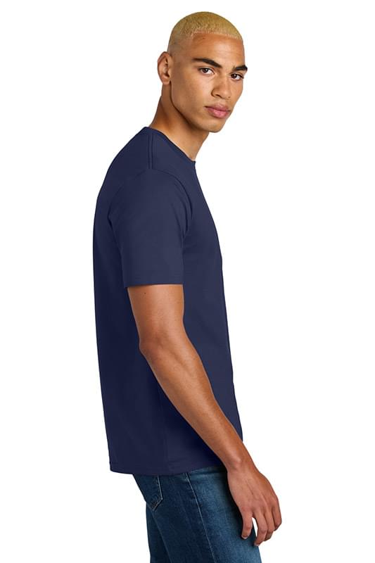 District &#174;  Perfect Weight &#174;  Icon Tee DT106