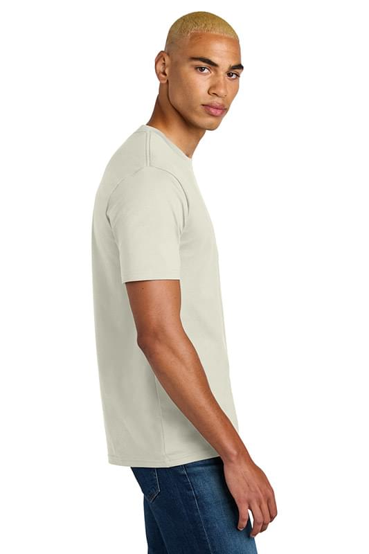 District &#174;  Perfect Weight &#174;  Icon Tee DT106