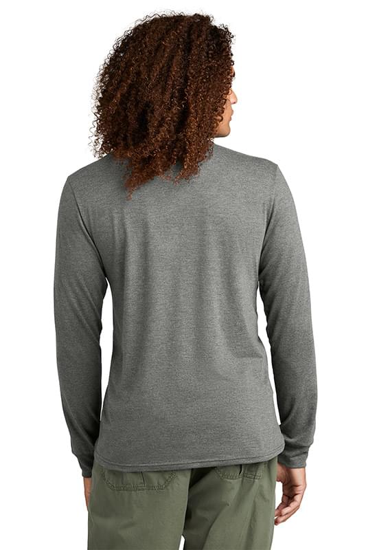 District &#174;  Perfect Tri &#174;  Long Sleeve Henley DT145