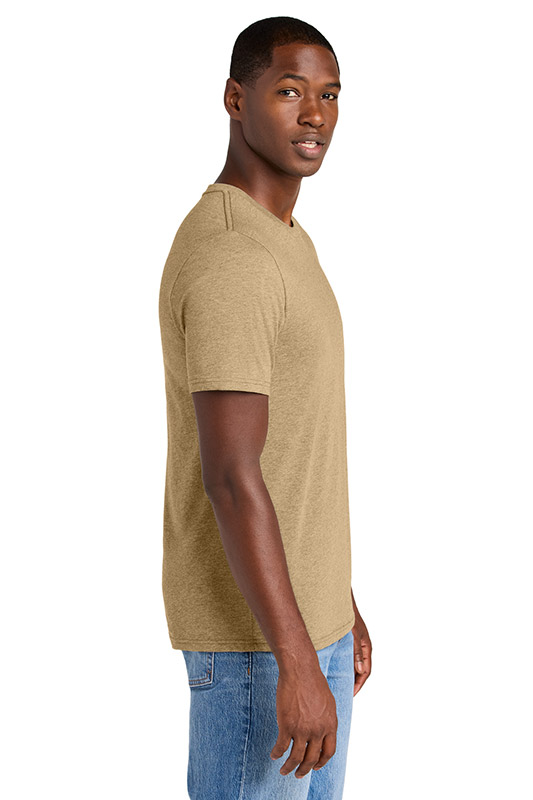 District ®  Perfect Weight ®  CVC Tee DT184