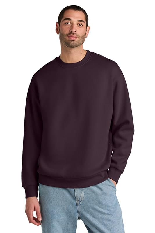 District ® V.I.T. ™ Heavyweight Fleece Crew DT6154