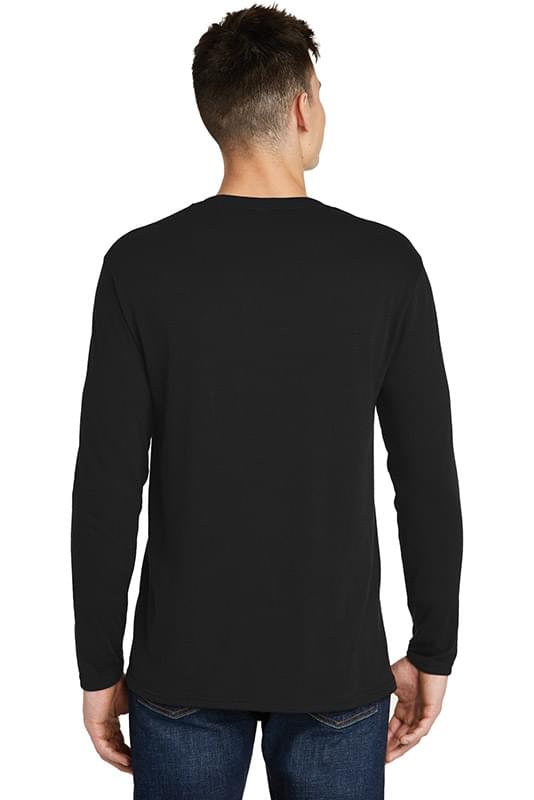 District &#174;  Very Important Tee &#174;  Long Sleeve. DT6200