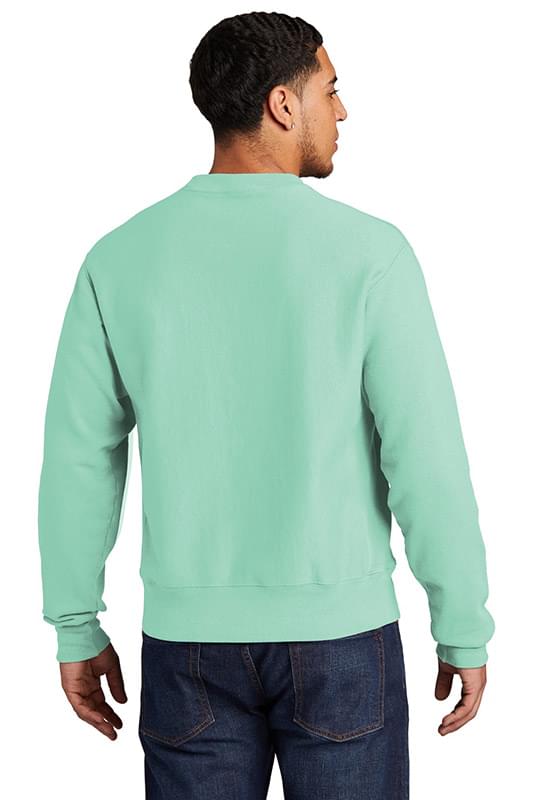 Champion  &#174;  Reverse Weave  &#174;  Garment-Dyed Crewneck Sweatshirt. GDS149