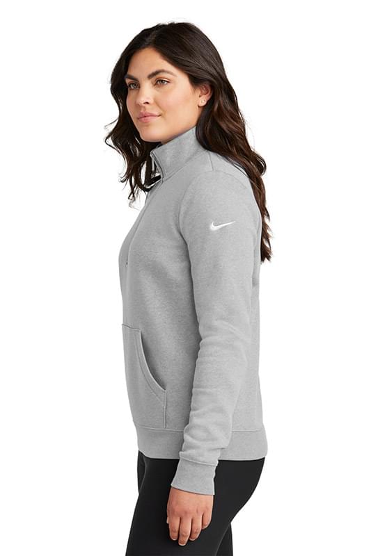 Nike Women's Club Fleece Sleeve Swoosh 1/2-Zip NKDX6720