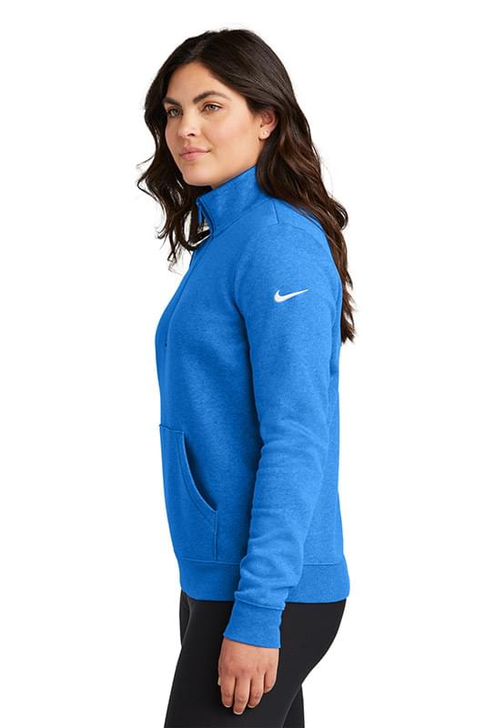 Nike Women's Club Fleece Sleeve Swoosh 1/2-Zip NKDX6720