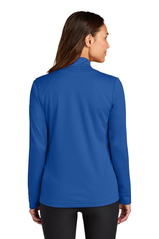 Nike Women's Essential 1/2-Zip Cover-Up NKHM7969