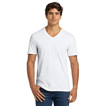 Gildan Softstyle &#174;  V-Neck T-Shirt. 64V00